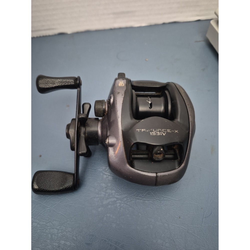 Daiwa Triforce X153iV Baitcast Reel With Flippin Switch